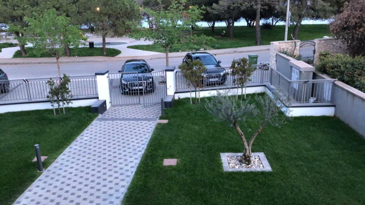 Caisa- Luxury Apartment 20 M From The Sea 扎达尔 外观 照片